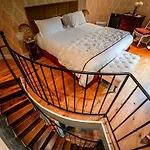 Chateau De Candie