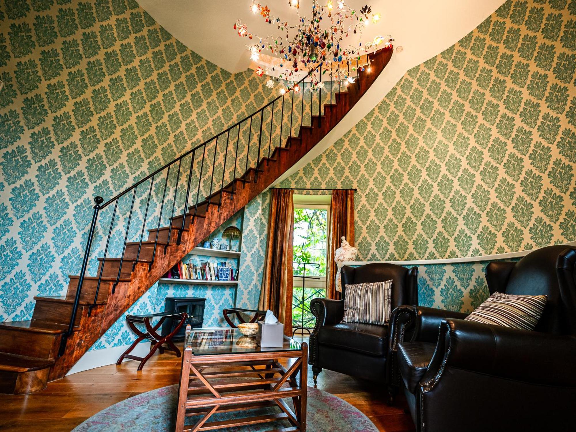 Chateau De Candie 4*